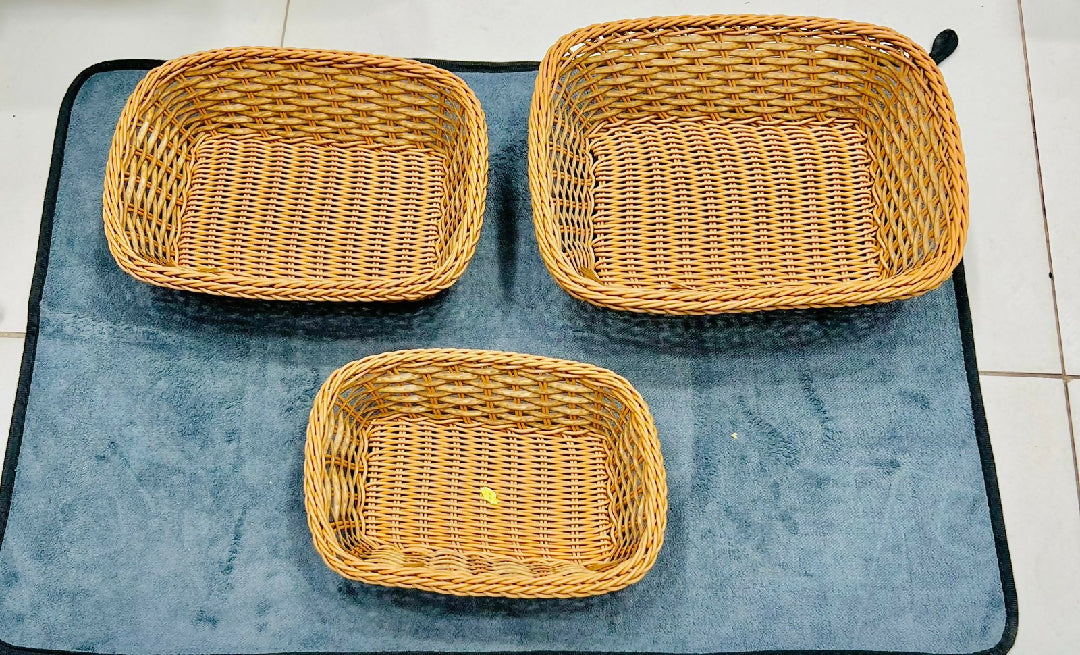 1 PCs MEDIUM NYLONE CANE MATERIAL FOOD SERVING BREAD BASKET NAAN BASKET