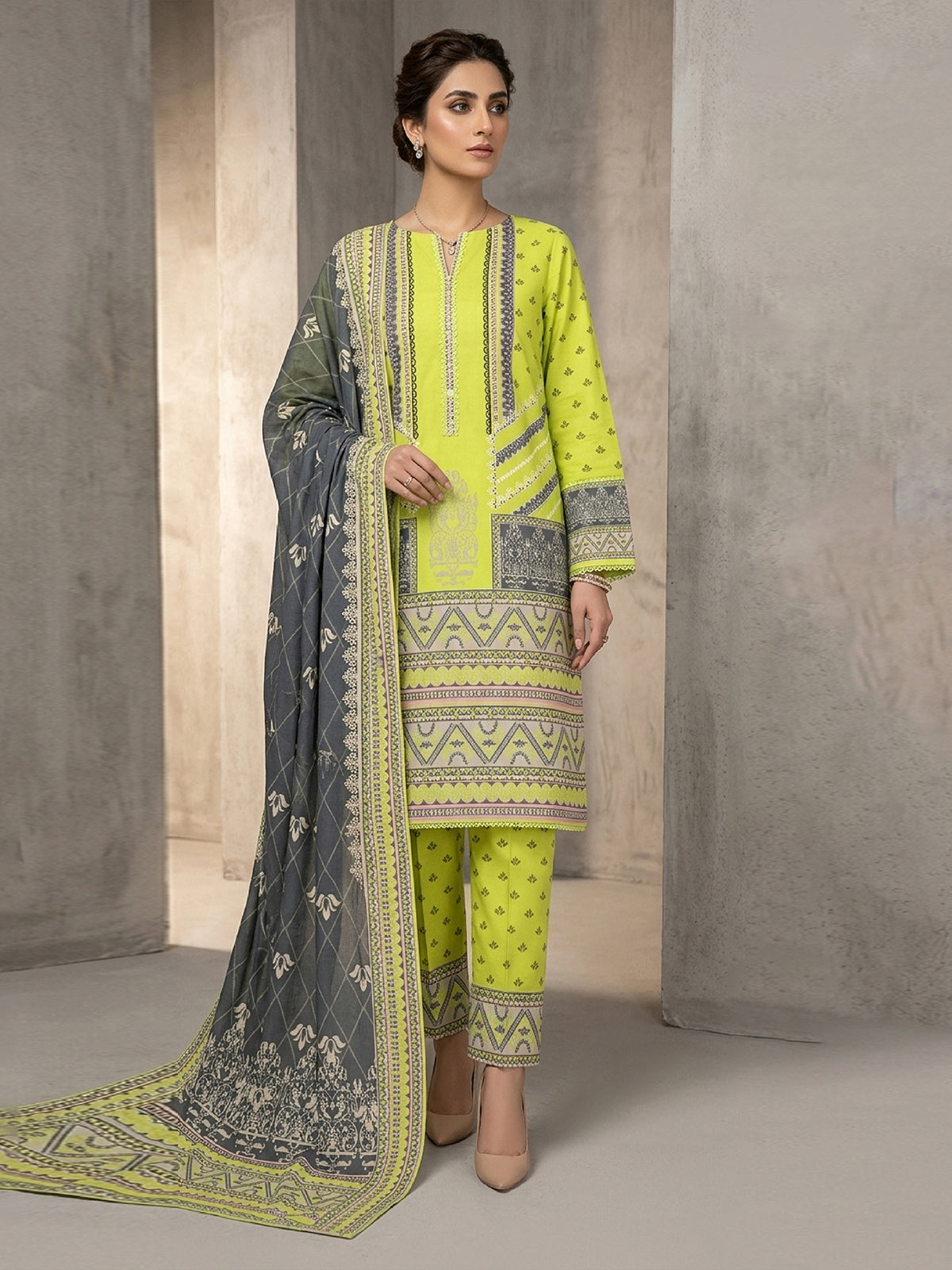 3Pcs Unstitched Marhaba Vol 04 Design 10
