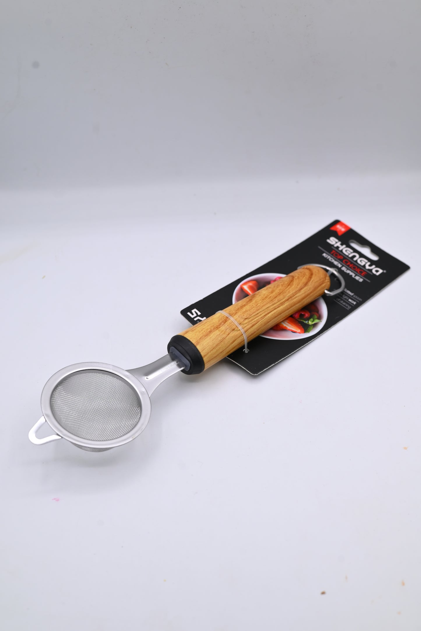 Shengya Stainless Steel Tea Strainer with Wooden Handle K1121T