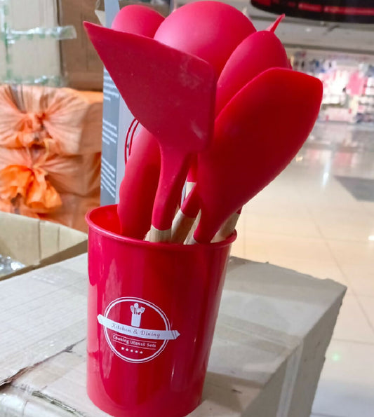 12 pcs set Wooden Handle Silicone Kitchen Utensils With Storage Bucket High Temperature Resistant And Non Stick Pot Spatula Spoon random color
