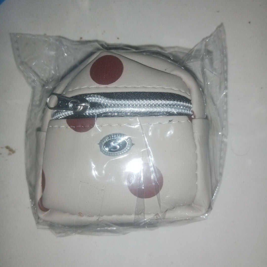 Mini Backpack Cute Cosmetic Bag for Women Creative Cute Pendant Keychain Keyrings PU Makeup Bag Key Lipstick Card Holder Data Cable Organizer Zipper Pouch