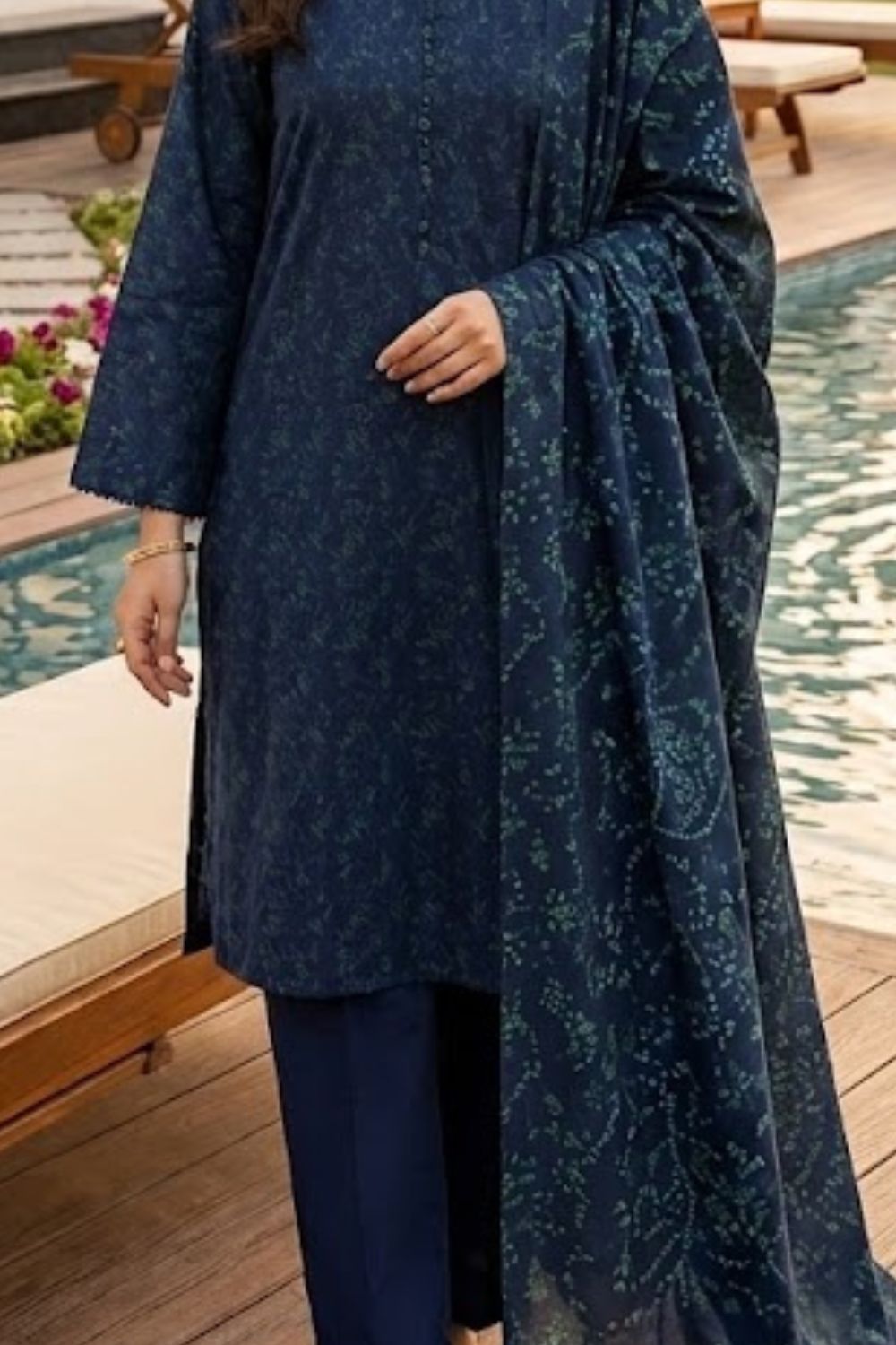 Mushtaq 3Pcs Unstitched Printed Lawn Hoorain Collection Desgin - 5