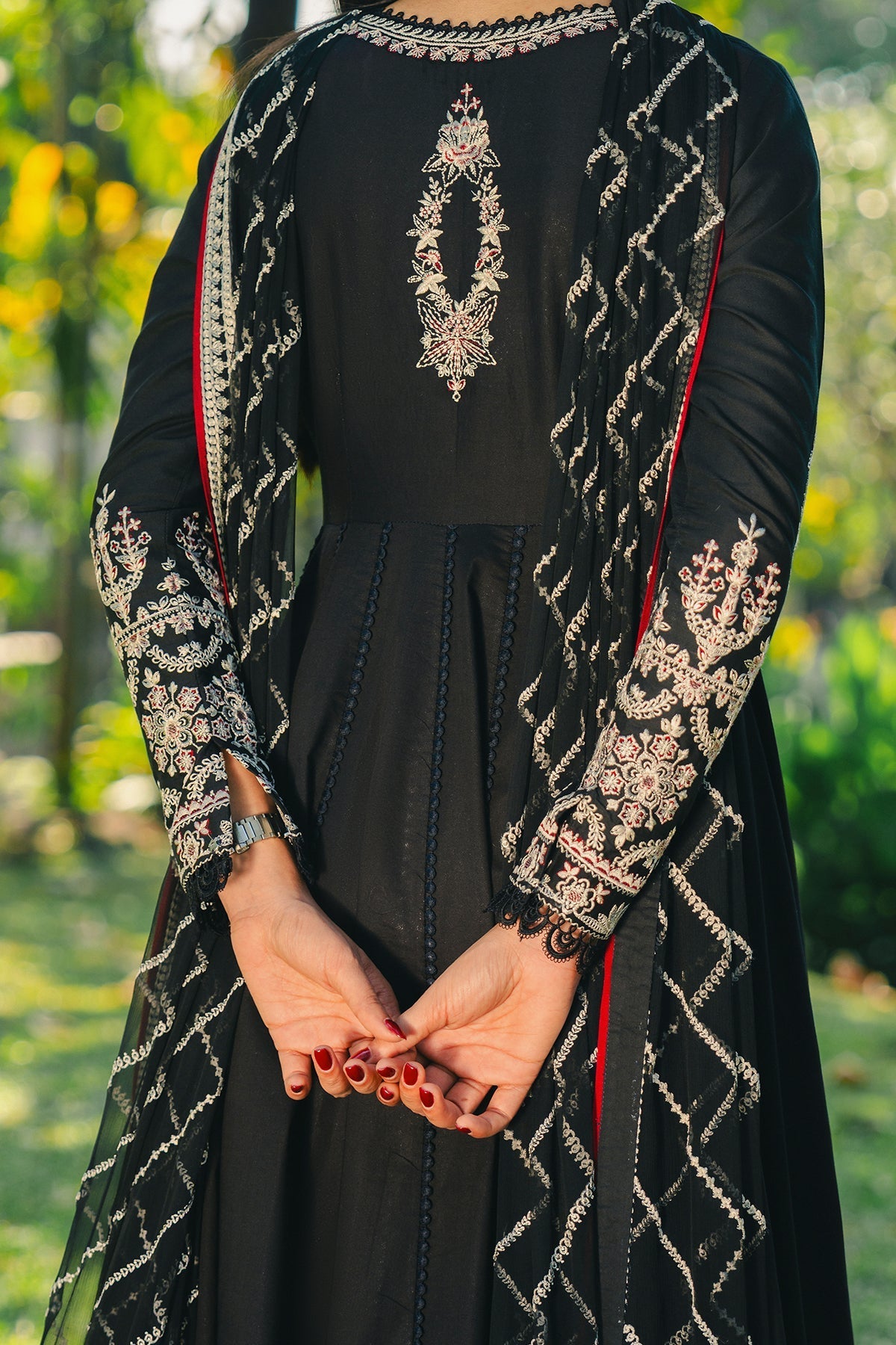 lawn suits online