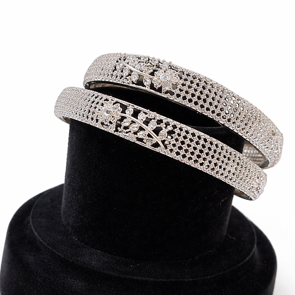 Leaf Design Net Bangles – Elegant Stone Studded Pair (Sizes 2.4 & 2.10)