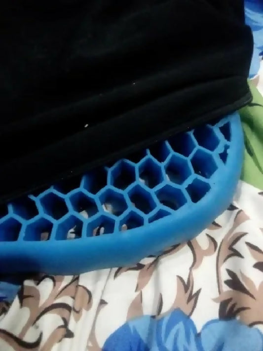 Without Cloth - Egg Seater - Gel Seat Cushion - Support Cushion - Breathable Honeycomb Design For Chair Car Office - Best Design to Absorb Pressure on Driver Seat - Office Seat - House Seat