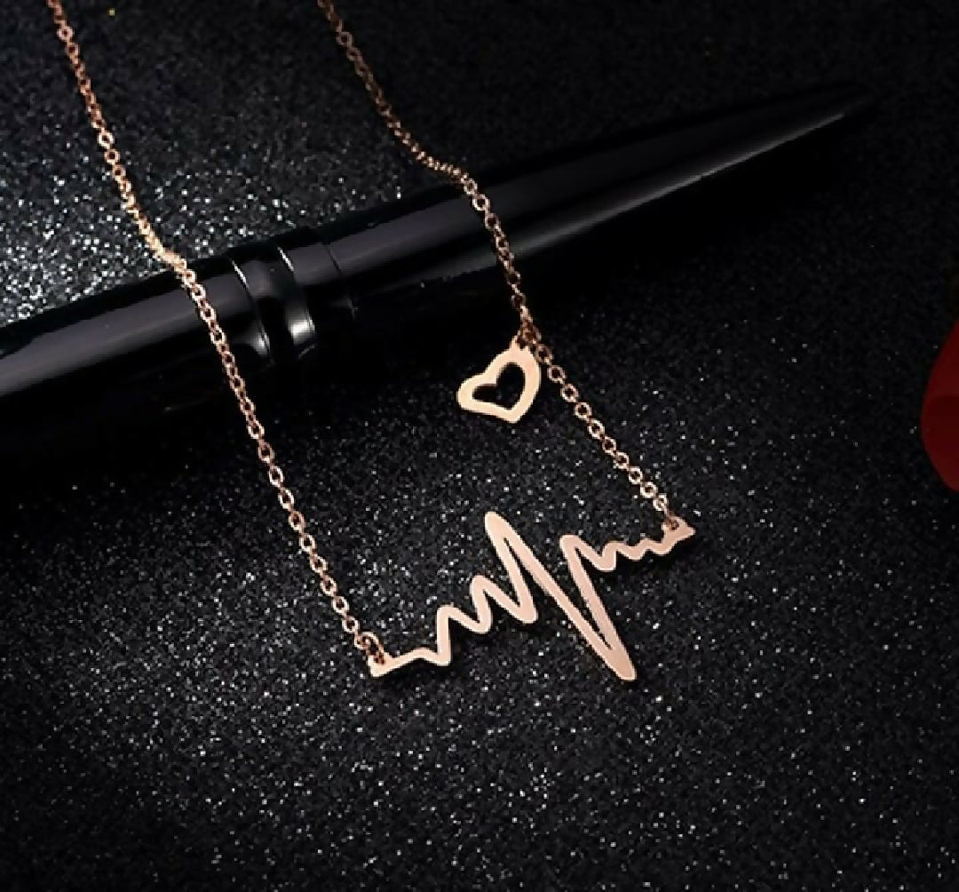 Aesthetic Pendant For Girls Stylish Elegant Necklace Pendant In Different Designs
