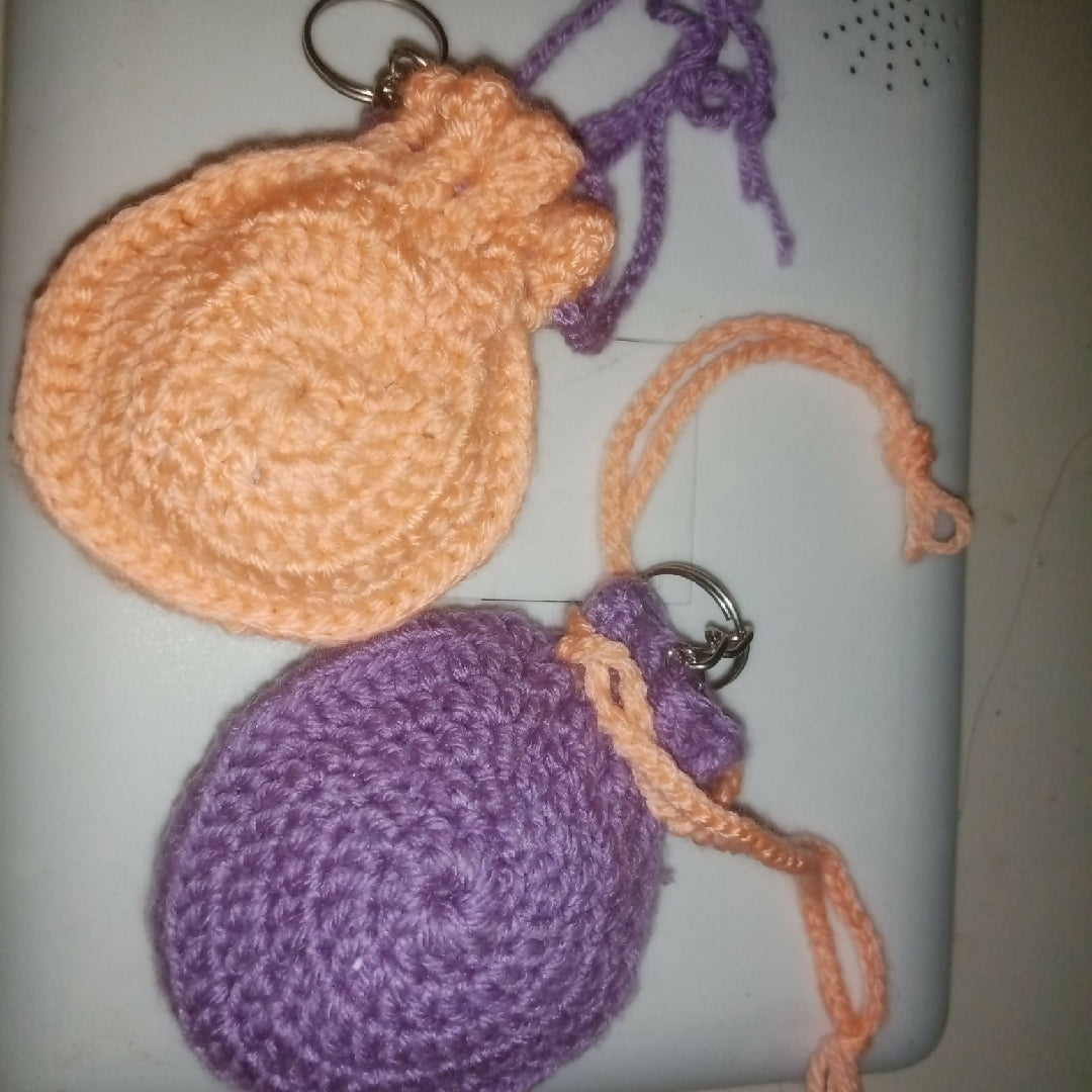 2pcs Mini Crochet Pouch Cute Coin Purses Handmade Coin Purse Jewelry Crochet Pouch Small Bag Drawstring Knitting Wallet for Women Change Keychain Earbuds Dice