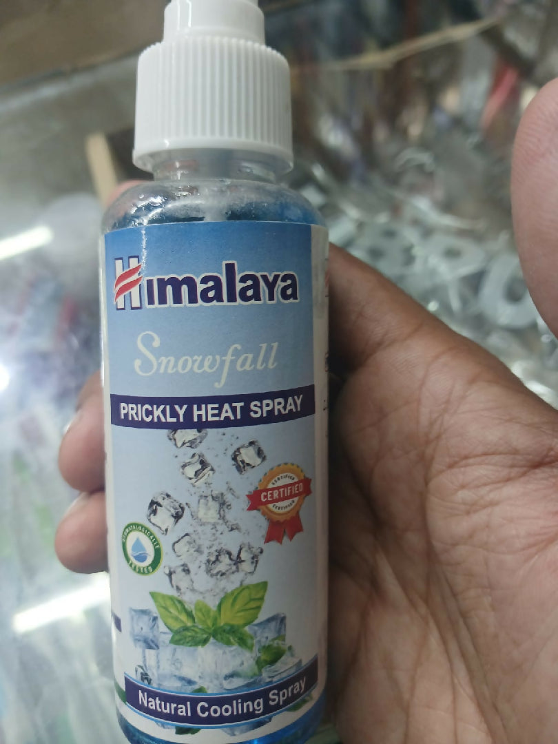 Himalaya IceCool Body Relief Spray Instant Cooling Relief for Garmi Dana Summer Skin Irritation