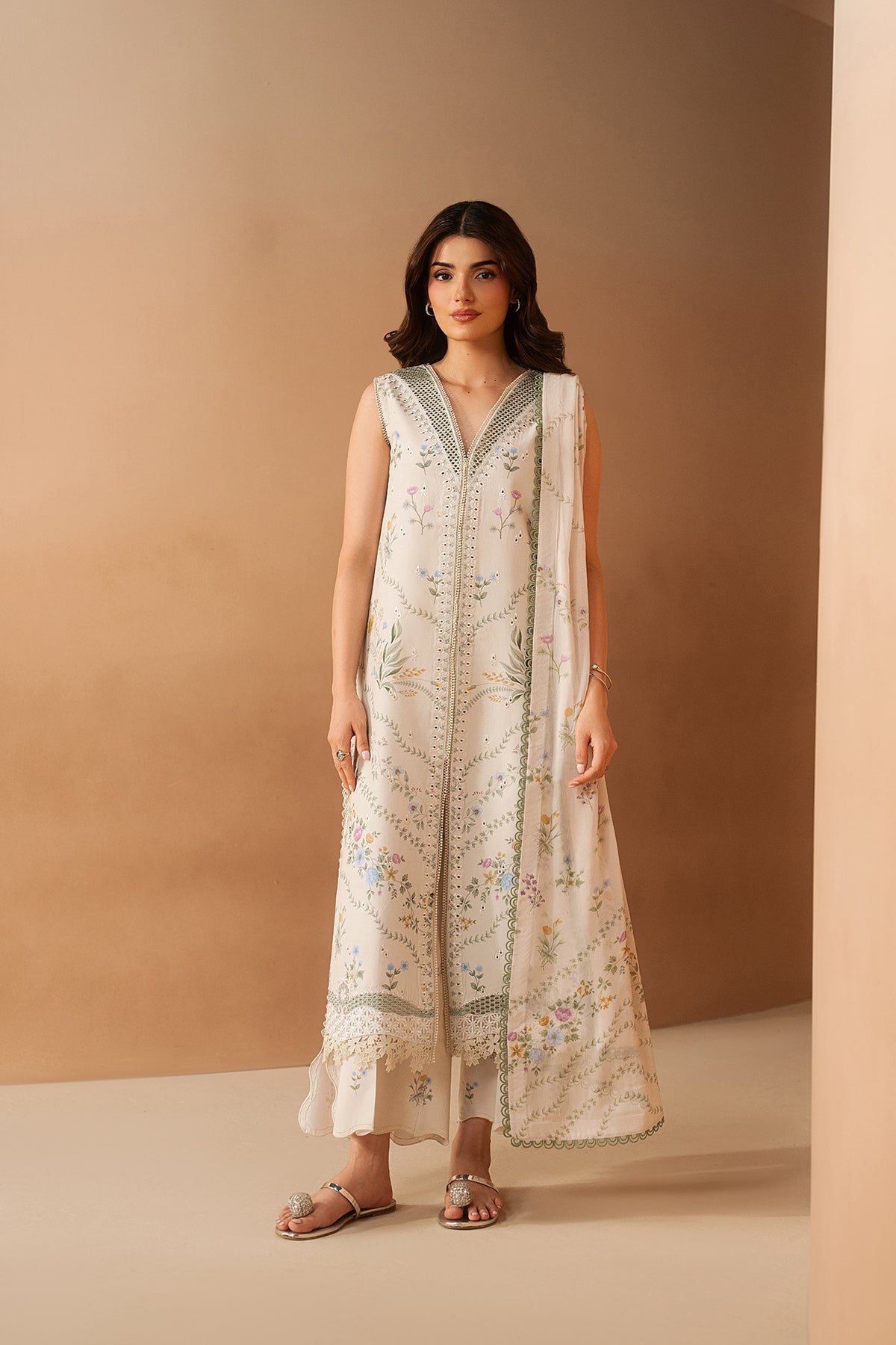Afrozeh 3 Pc Unstitched Embroidered & Printed Lawn Suit Luem Ivory