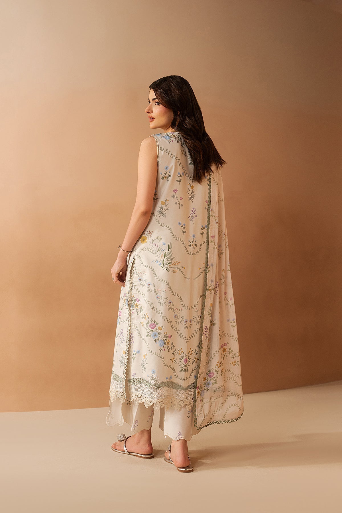 Afrozeh 3 Pc Unstitched Embroidered & Printed Lawn Suit Luem Ivory
