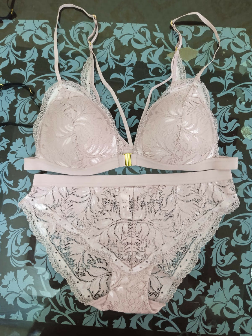 Premium Lace Front Buckle Bra and Panty Set