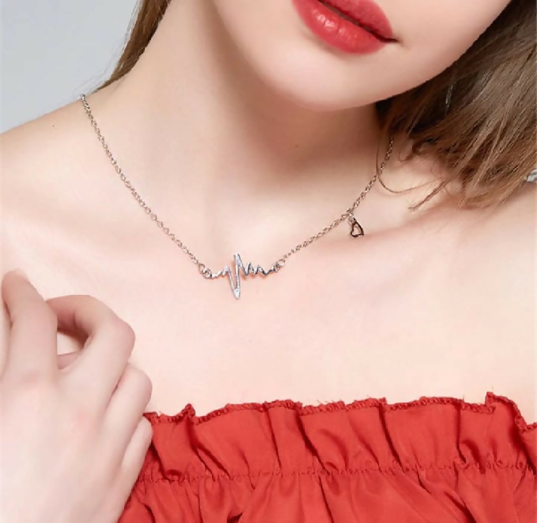 Aesthetic Pendant For Girls Stylish Elegant Necklace Pendant In Different Designs