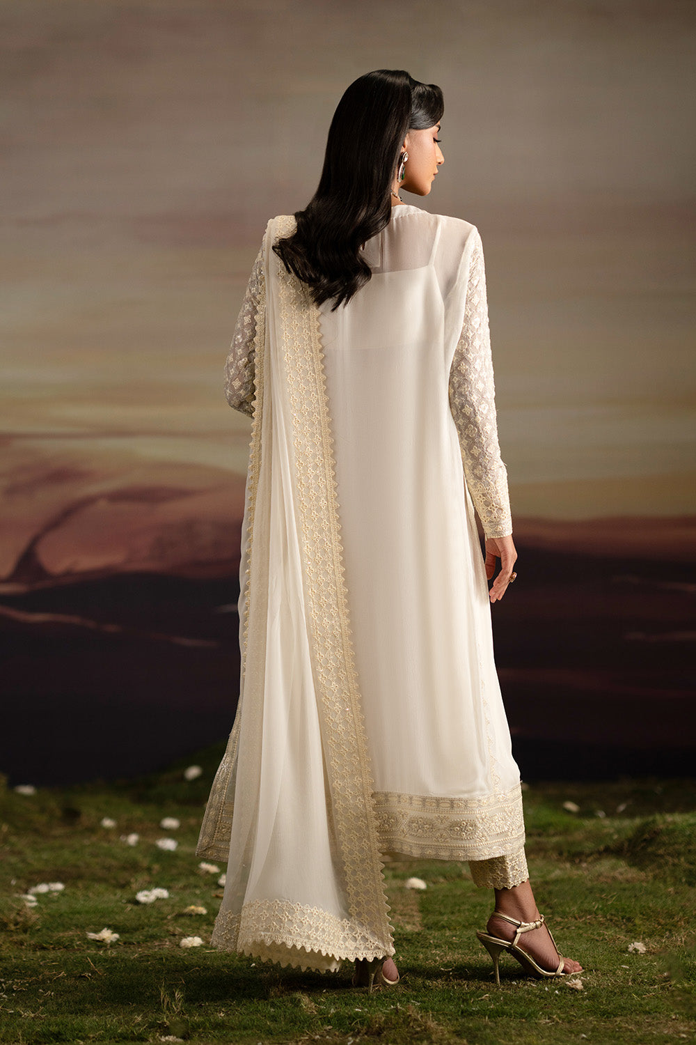 INRANI | Embroidered Chiffon & Organza Unstitched 3-Piece Suit | FWU5700