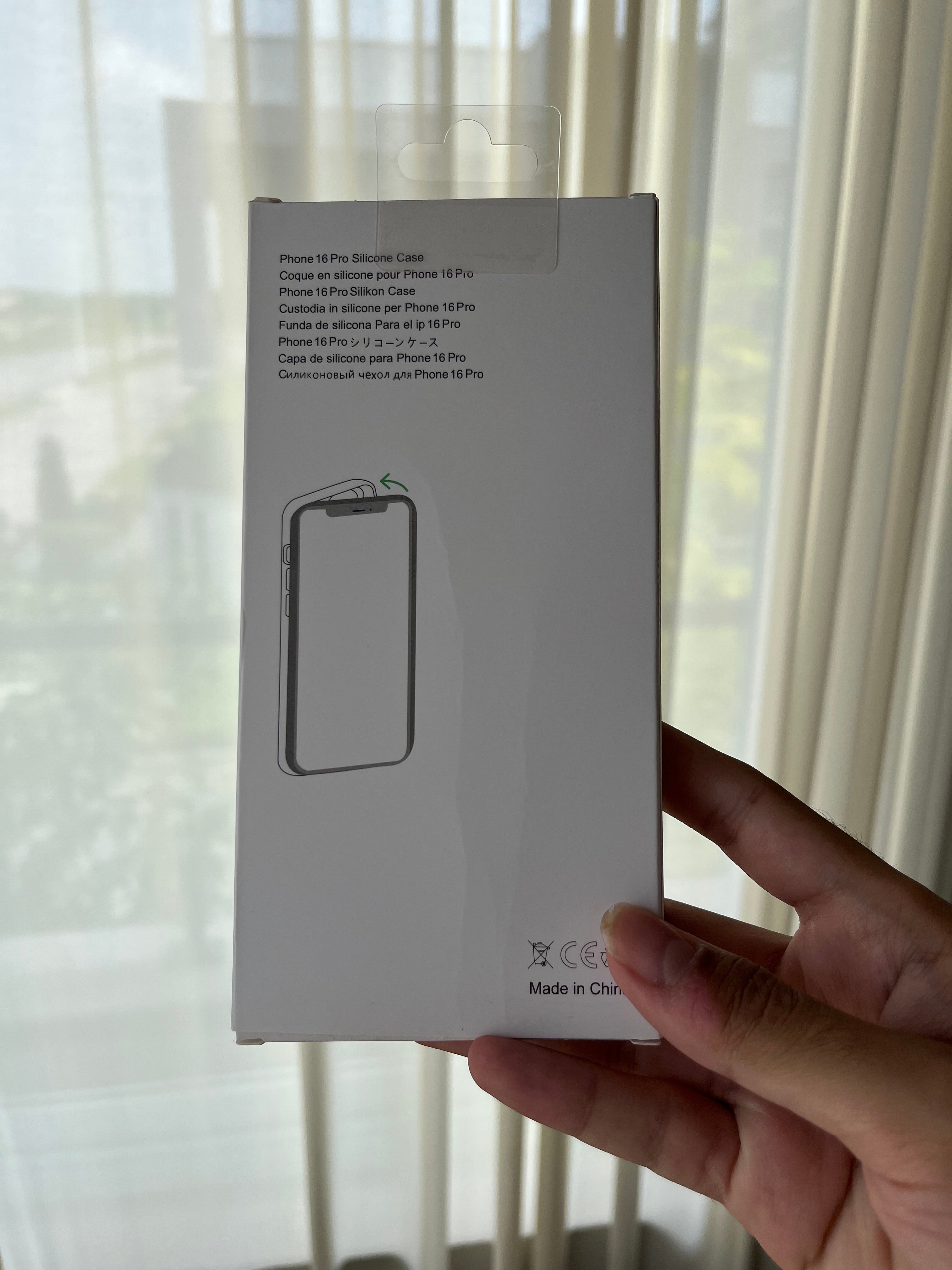 Magnetic Clear Case for iPhone - MagSafe Compatible