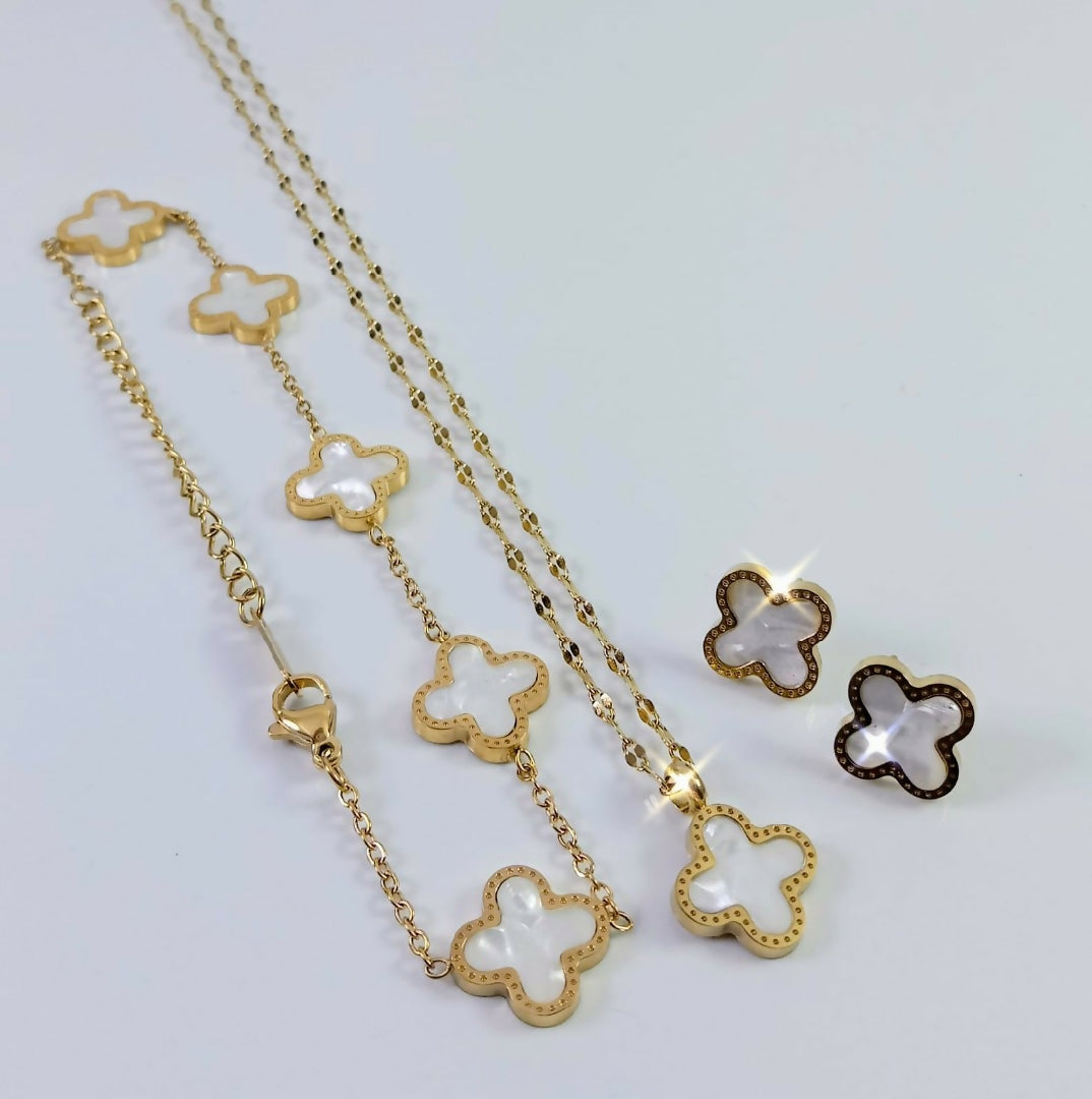 Beautiful Original Stainless Steel Pendant Set