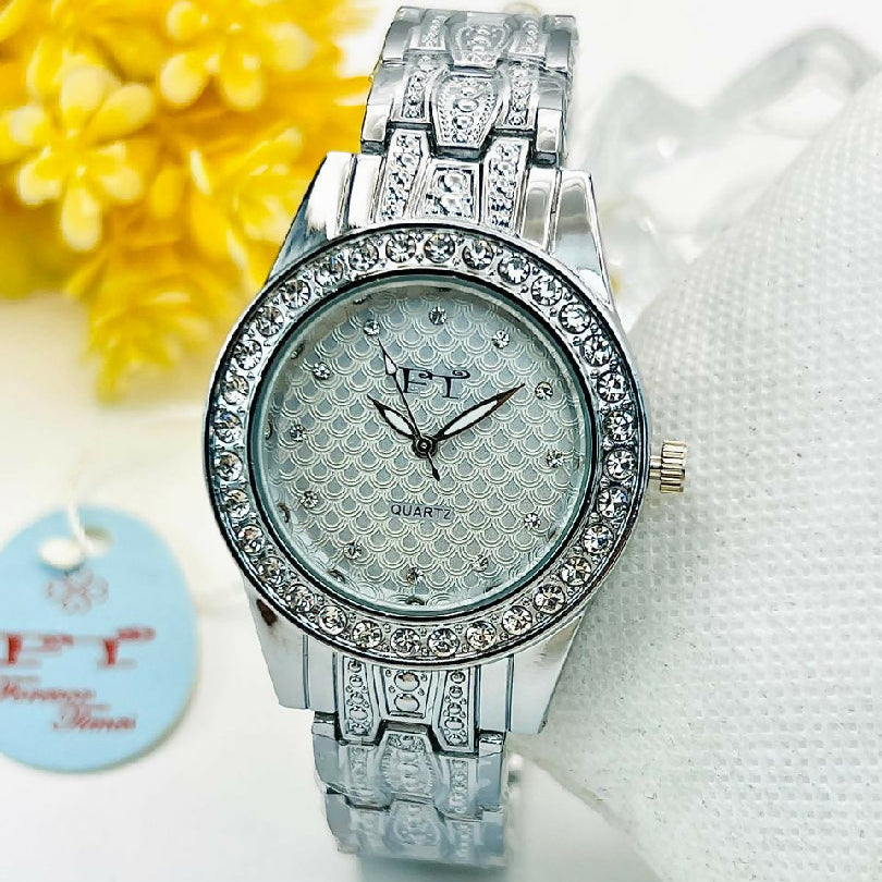 Ladies Luxury Round Dial Stainless Steel Watch Water Resistant Stone Studded