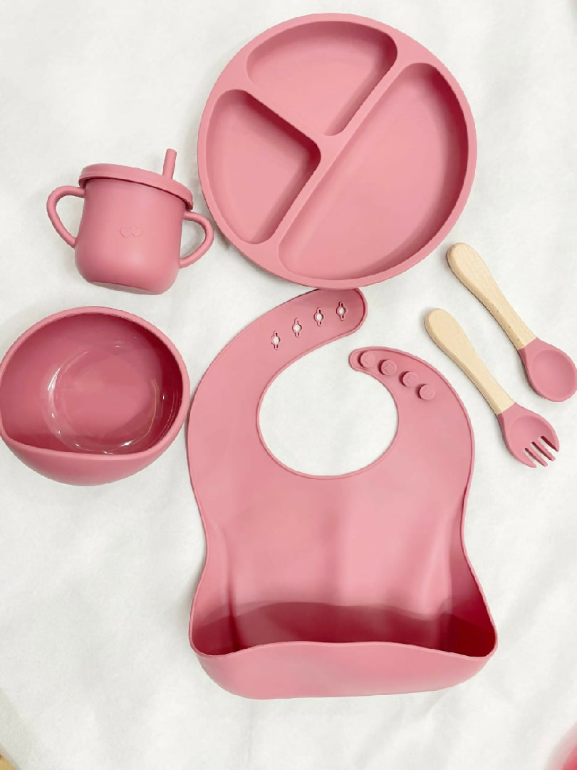Premium Silicone Baby Feeding Set 6 Piece BPA Free Suction Base Ergonomic Design for Self Feeding green