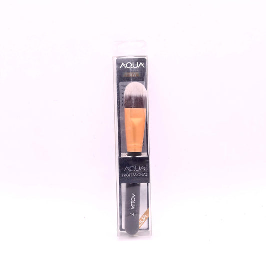 AQUA MAKEUP BRUSH  07