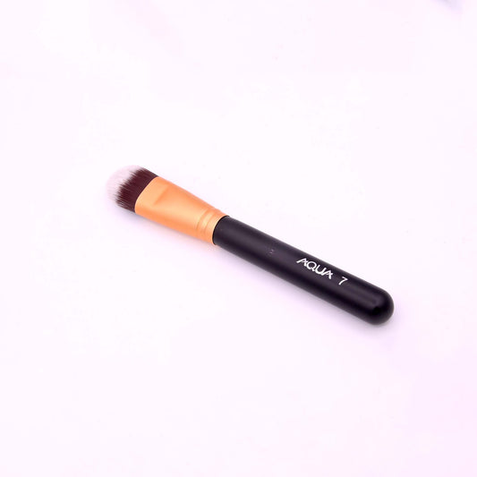 AQUA MAKEUP BRUSH  07