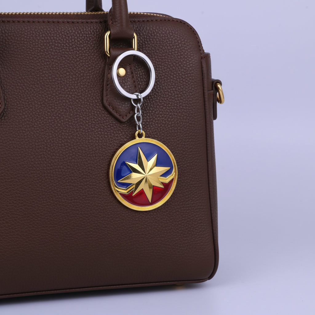 Mix round metal keychains Wonder Women