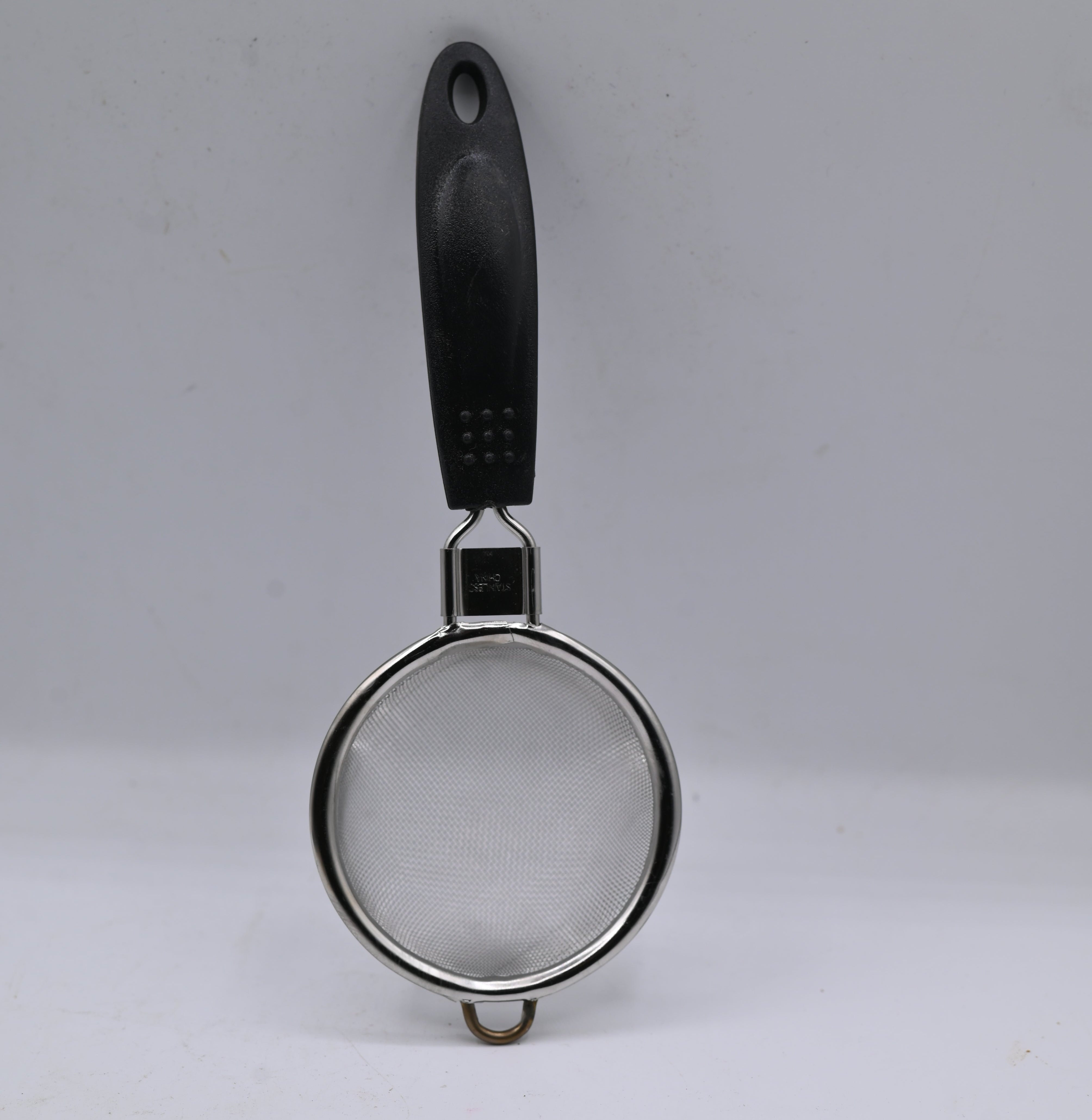 Tea Strainer Black Handle Medium 9Cm