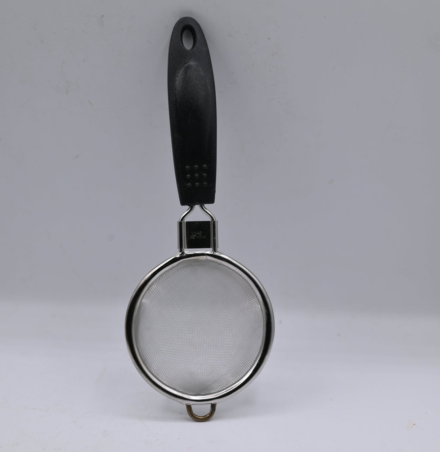 Tea Strainer Black Handle Medium 9Cm
