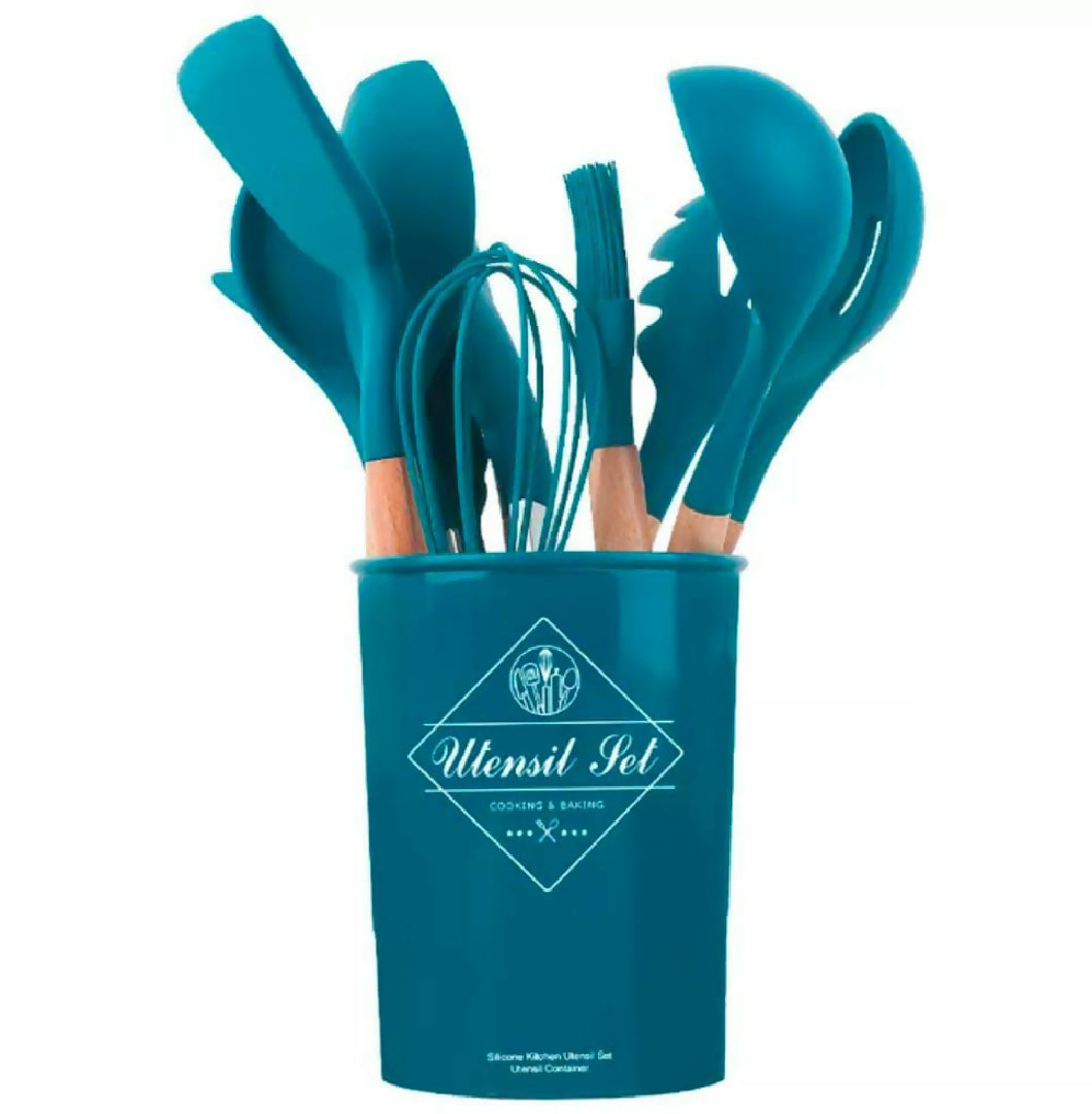 12 pcs set Wooden Handle Silicone Kitchen Utensils With Storage Bucket High Temperature Resistant And Non Stick Pot Spatula Spoon random color