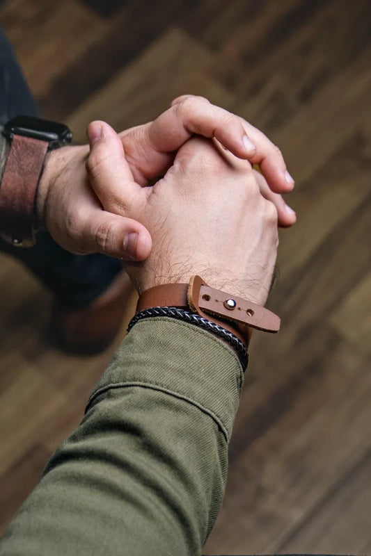 Blaire - Mid Brown Leather Bracelet (Unisex)