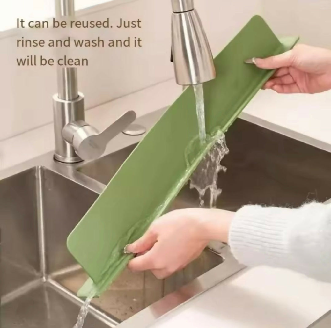 Kitchen Sink Water Splash Guard Silicone Sink Anti Splash Baffle