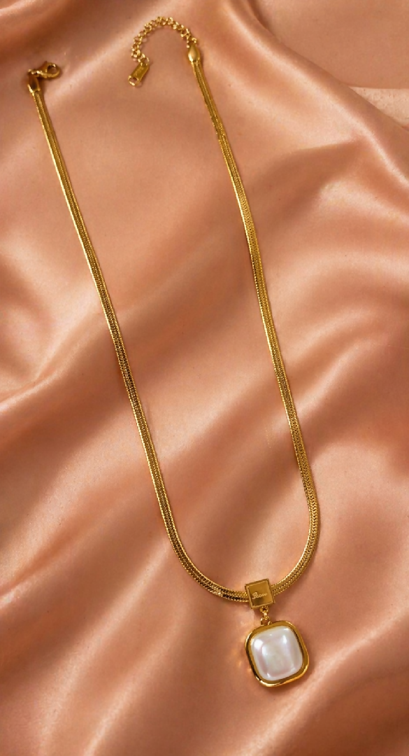 Vintage Square Pearl Herringbone Flat Chain Necklace