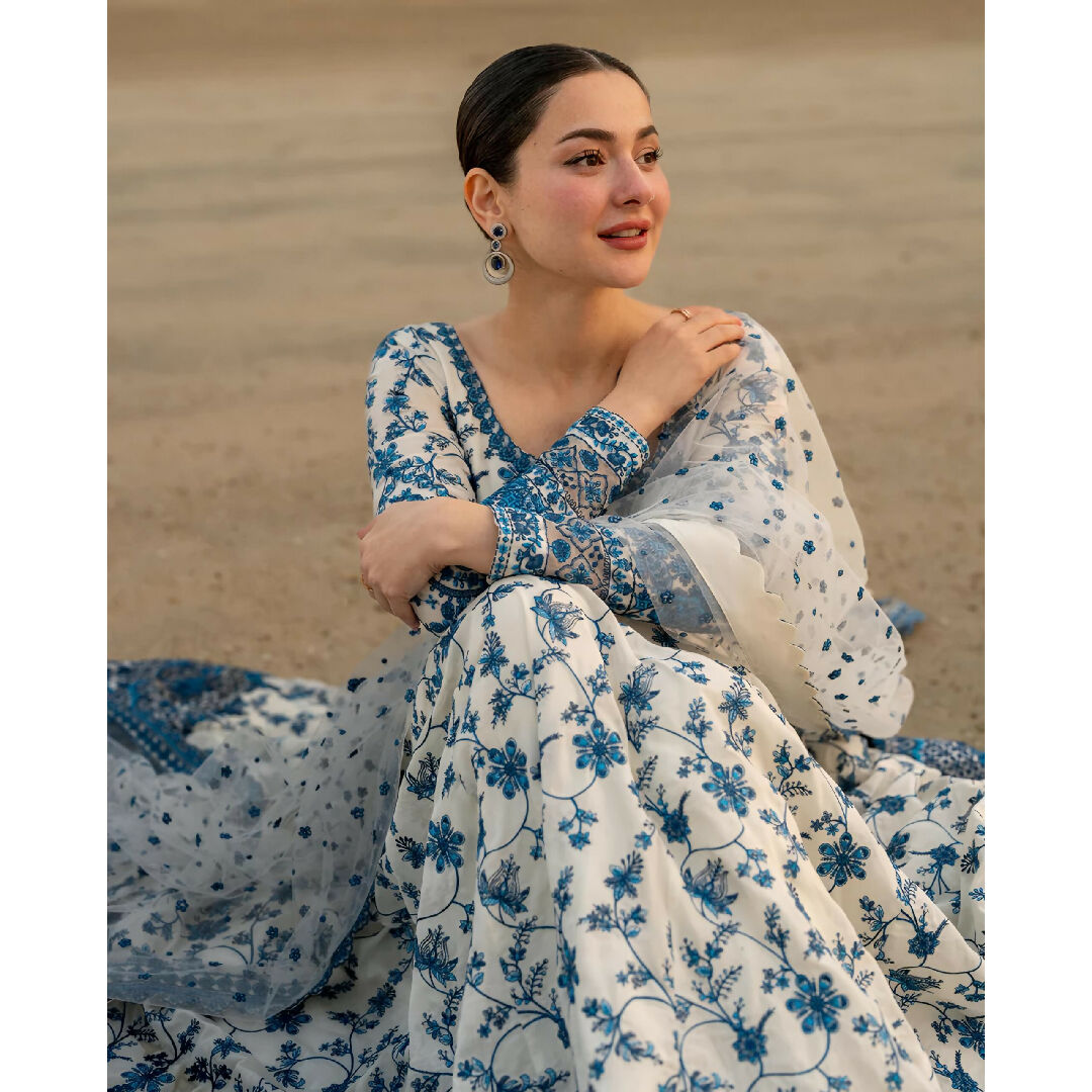 Faiza Saqlain Inspired Luxury Embroidered Lawn Maxi 3 Piece Unstitched Suit