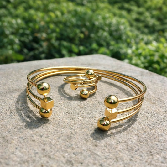 Ball and cube Ring and cuff set
