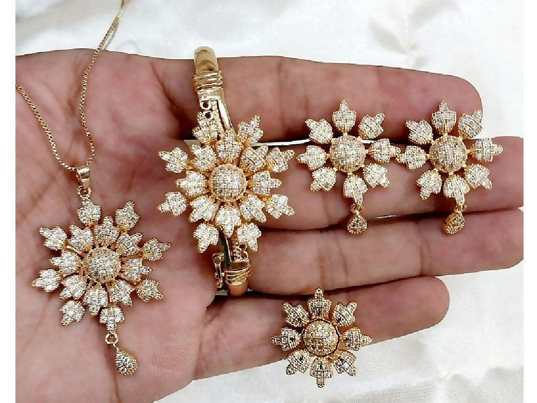 Beautiful Original 1 Carat Combo Set