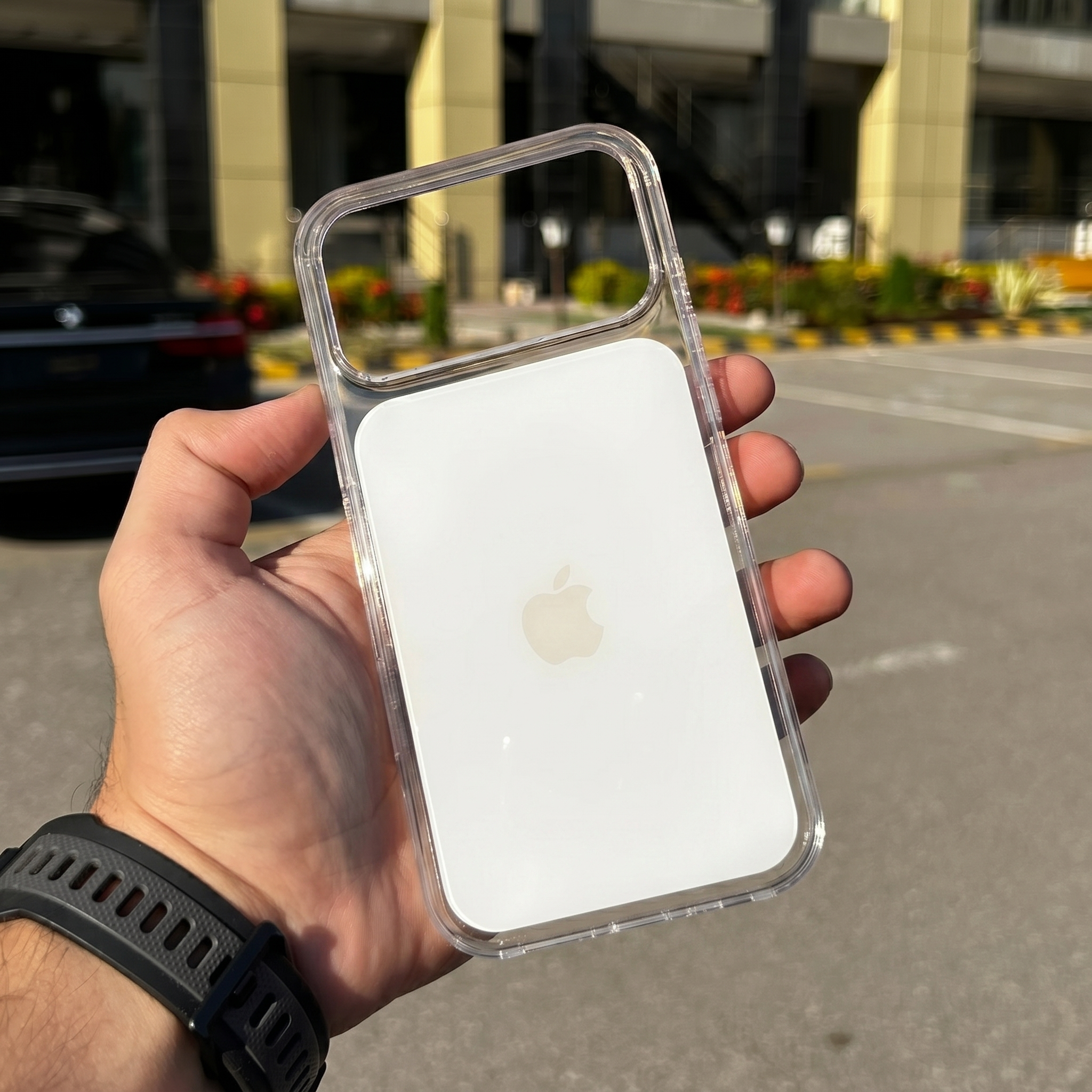 Apple Clear Hard PC MagSafe Case for iPhone