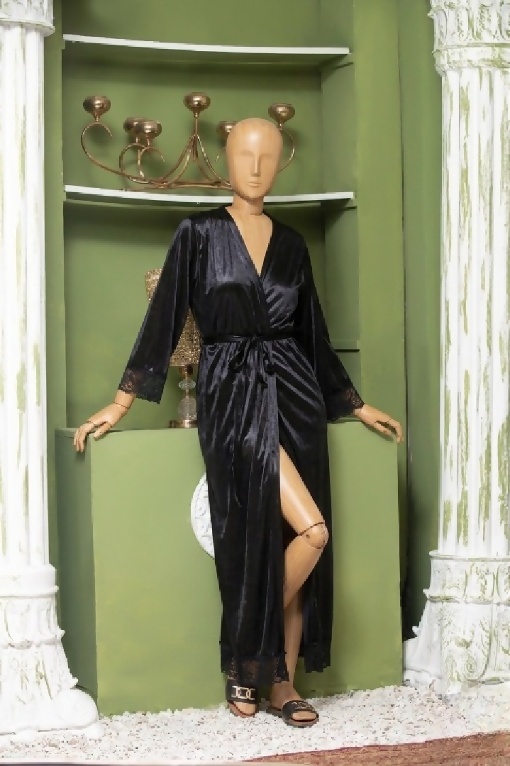 Elegant Luxury Silk Night Gown with Delicate Lace Trim Comfortable Sleepwear for Women Free Size
