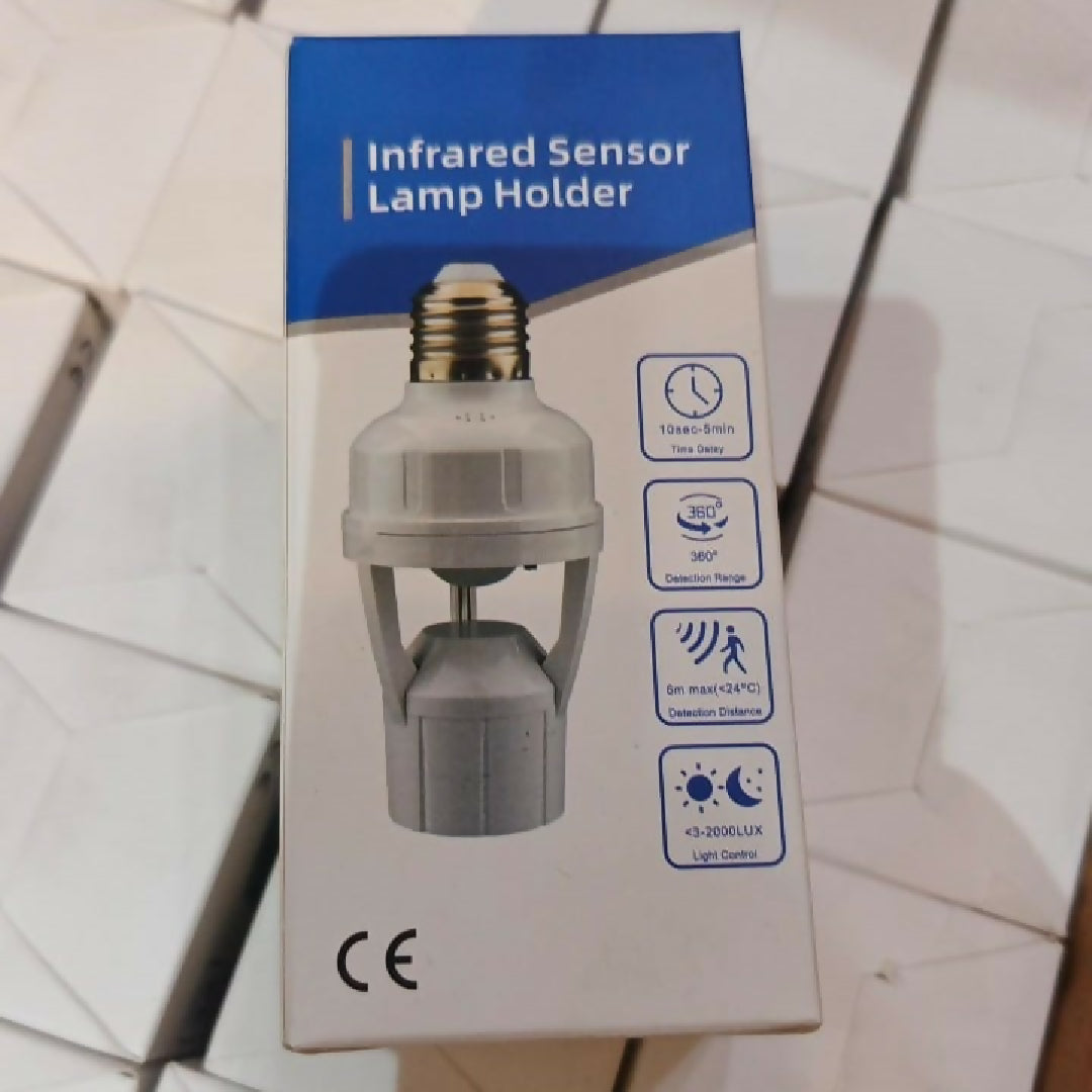 Smart Infrared PIR Motion Sensor E27 Bulb Holder Auto On Off Socket Switch Energy Saving Lamp Base