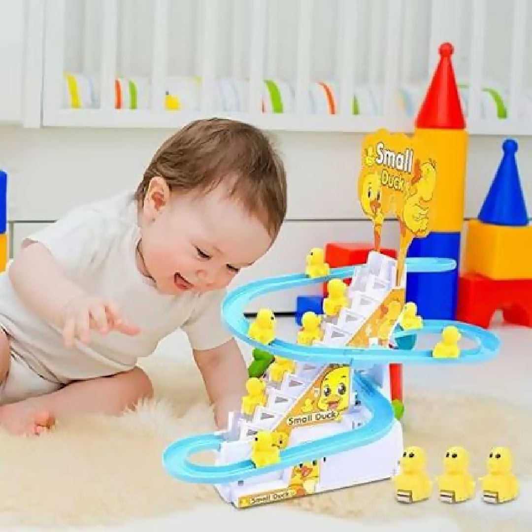 Small Ducks Climbing Toys Electric Ducks Chasing Race Track Game Set Playful Roller Coaster Toys with 3 Duck