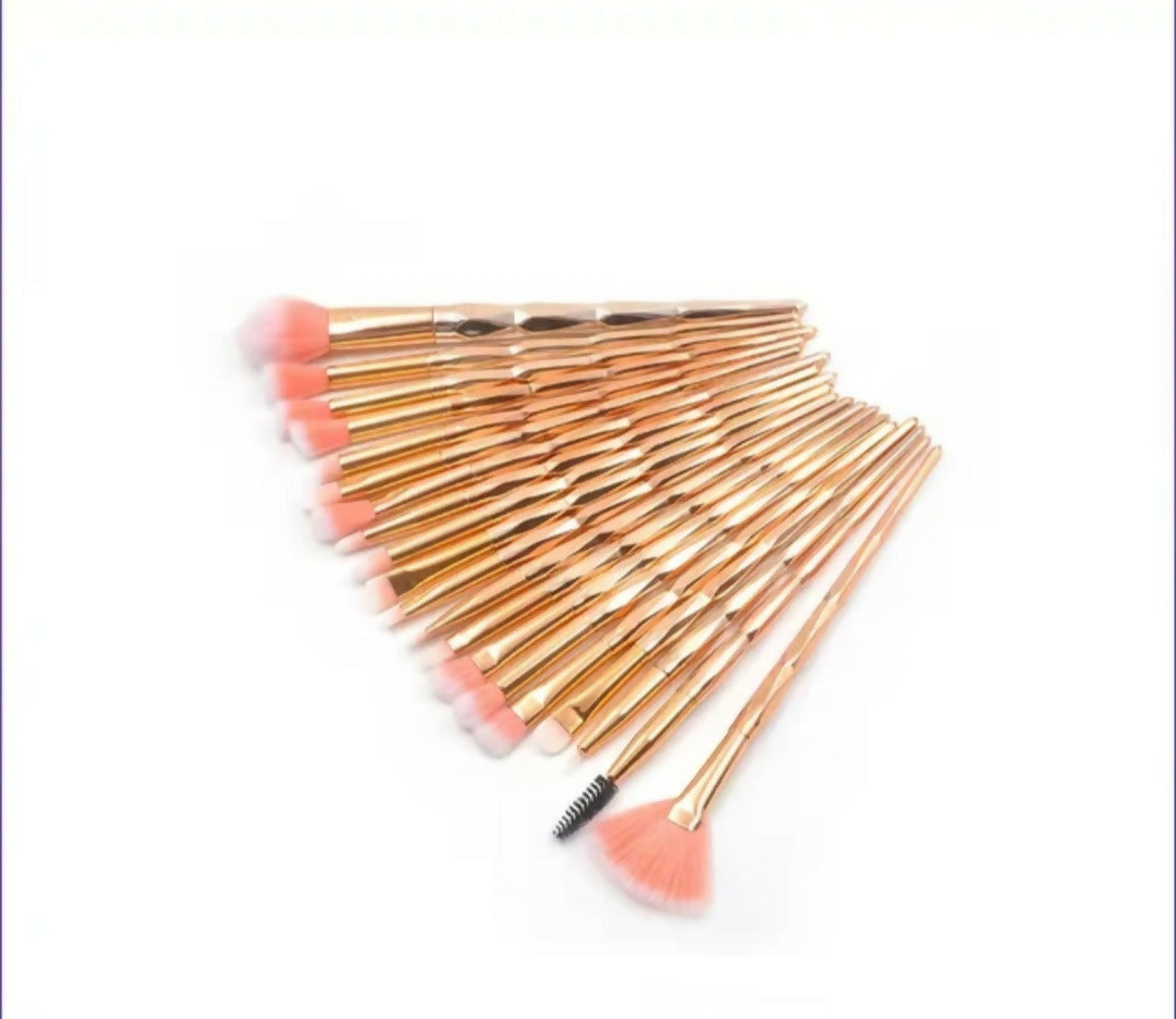 professional quality 20 pcs synthetic hair eyeshadow eyelash brushes set plastic handle for face daily