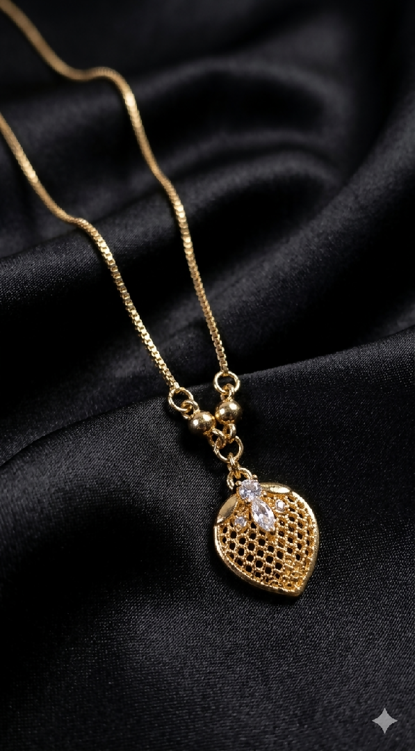 Gilded Lattice Heart Pendant Necklace