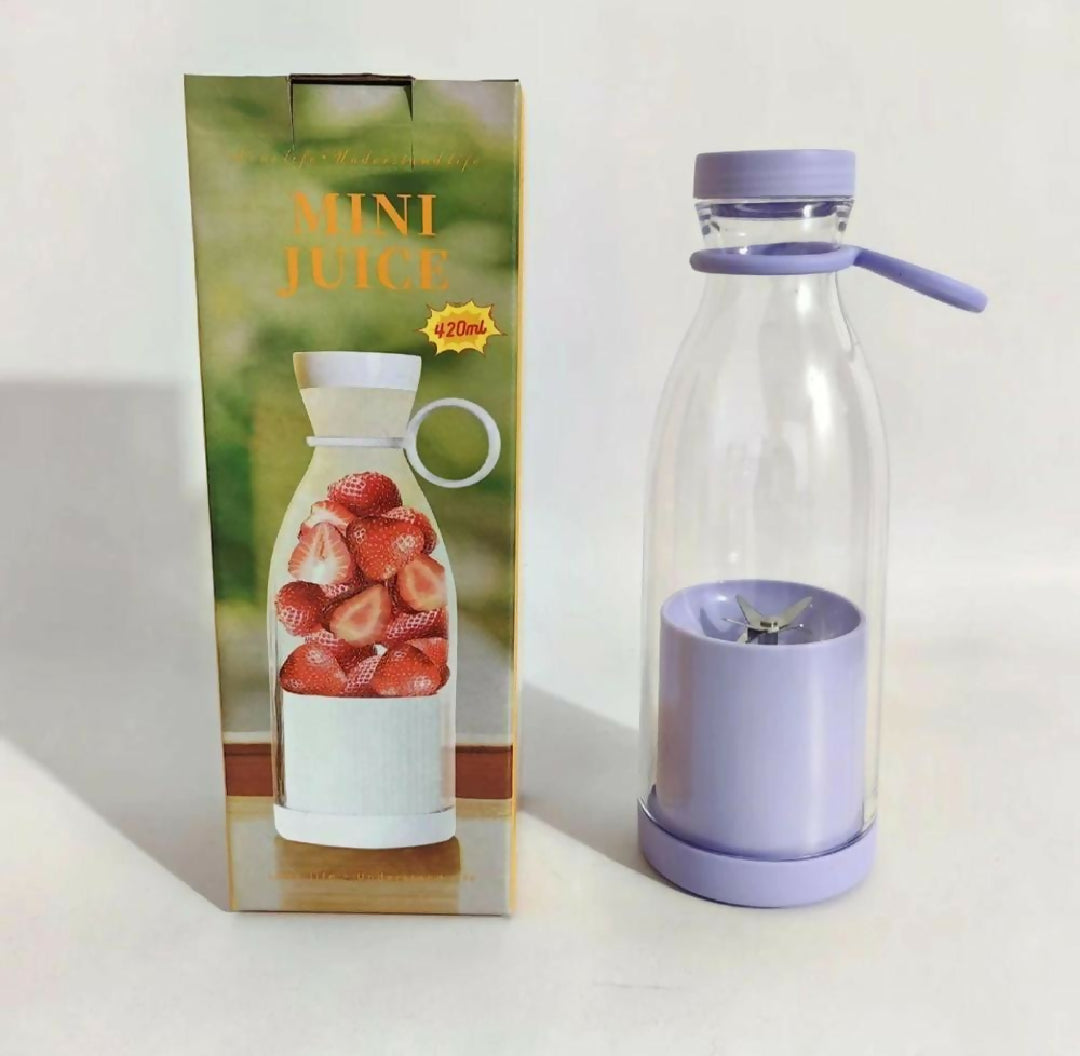 Mini Portable Blender Rechargeable Electric Fruit Juicer Mixers Rechargeable - 420ml ( Random Color