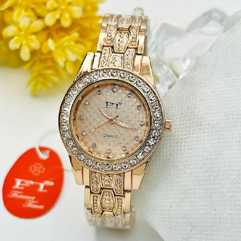 Ladies Luxury Round Dial Stainless Steel Watch Water Resistant Stone Studded