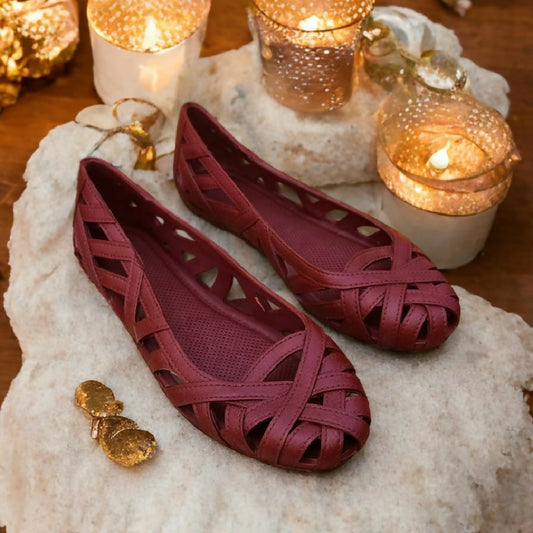 Stylish lightweight soft rubber shoes for girls - perfect for outdoor and indoor