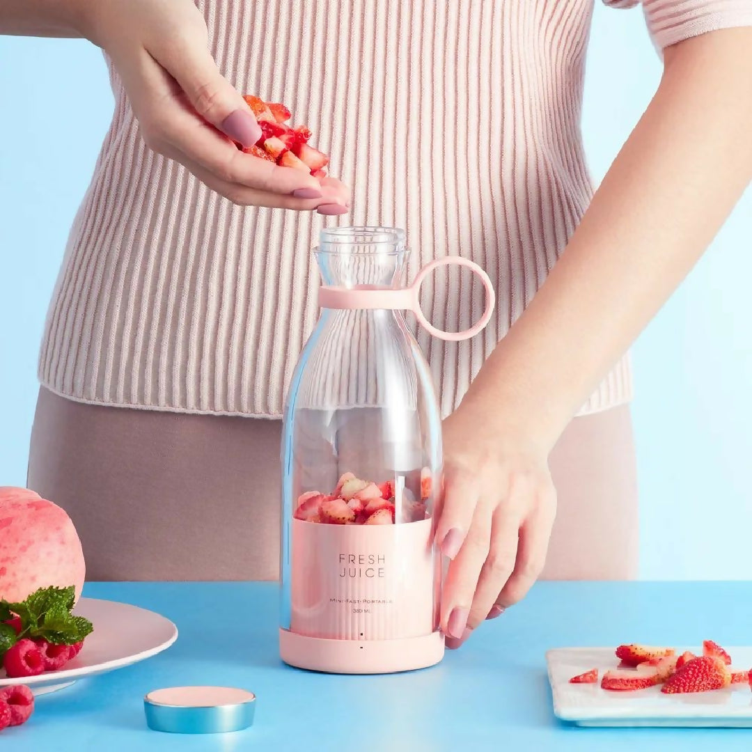 Portable And Electric Blender Bottle Juicer For Shakes And Smoothies Mini Juicer Bottle For Traveling Multicolour USB Chargeable Juicer Blender6 Blades 380ml Portable Juicer Cup Smoothie Maker